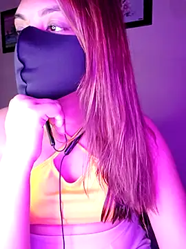 Snapshot of Olivia3 chatting on 02-18-25, 04:16 Olivia3 online show from 02-18-25, 04:16