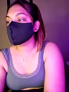 Snapshot of Olivia3 chatting on 09-25-25, 08:12 Olivia3 online show from 09-25-25, 08:12