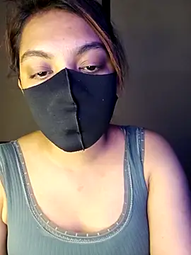 Snapshot of Olivia3 chatting on 10-26-25, 07:53 Olivia3 online show from 10-26-25, 07:53