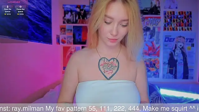 Snapshot of AliceMilman chatting on 10-02-25, 10:22 AliceMilman online show from 10-02-25, 10:22