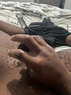 Hueythebbc online show from 12-21-24, 06:34