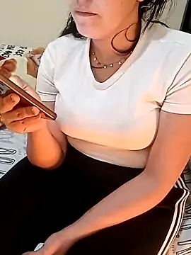 ShadiaStar online show from 02-27-25, 08:31