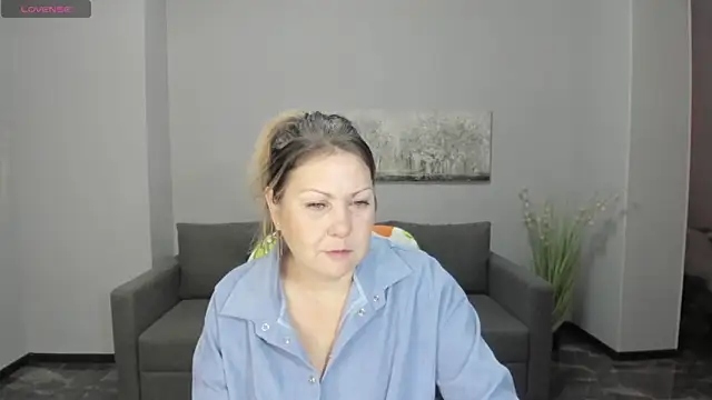Milana Blake online show from 12-14-24, 06:35