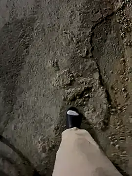 Lahcene online show from 11-22-25, 07:02