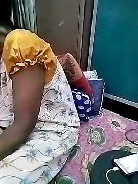 sweety telugu couple2027 online show from 02-27-25, 10:48