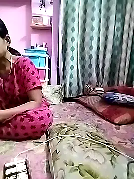 sweety telugu couple2027 online show from 03-22-25, 06:36