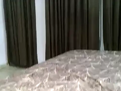 Snapshot of Hritvika chatting on 04-13-26, 02:44 Hritvika online show from 04-13-26, 02:44