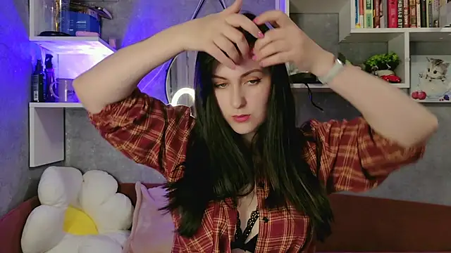 liya gorgeous online show from 04-23-26, 03:58