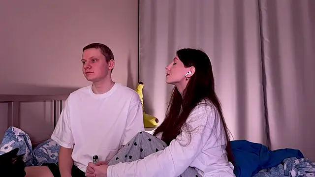 Snapshot of eternal_dream_ chatting on 01-27-25, 02:46 eternal dream  online show from 01-27-25, 02:46