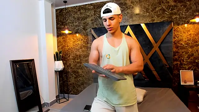 Flynn Riider online show from 01-30-25, 02:58