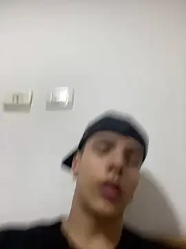 Flynn Riider online show from 02-19-25, 08:52