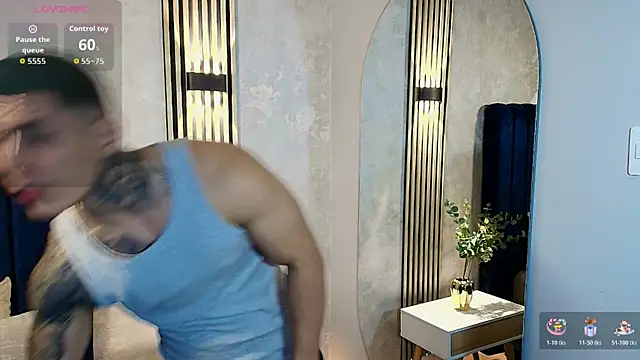 Flynn Riider online show from 07-15-26, 01:55