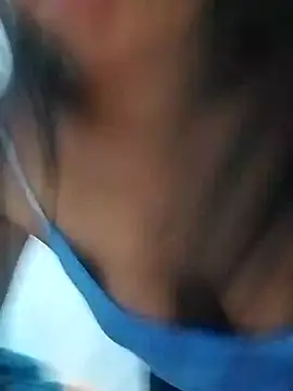 Snapshot of Danna-linyi chatting on 01-30-25, 07:04 Danna-linyi online show from 01-30-25, 07:04