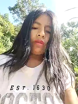 Snapshot of Danna-linyi chatting on 03-09-25, 08:10 Danna-linyi online show from 03-09-25, 08:10