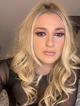 littlebambi26 online show from 03-07-26, 10:07