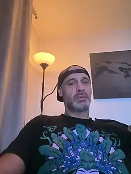 Snapshot of Avamereandmikel chatting on 11-07-25, 02:33 Avamereandmikel online show from 11-07-25, 02:33