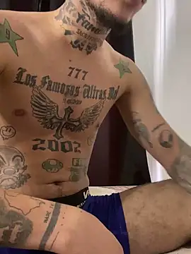 Snapshot of Junihn0 chatting on 12-25-24, 05:15 Junihn0 online show from 12-25-24, 05:15