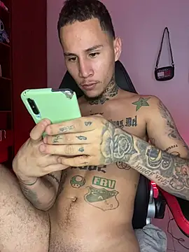 Snapshot of Junihn0 chatting on 02-04-25, 03:57 Junihn0 online show from 02-04-25, 03:57