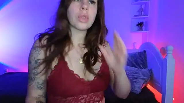 Snapshot of April_wow chatting on 11-29-25, 09:51 April wow online show from 11-29-25, 09:51