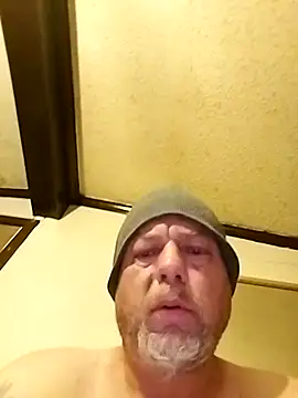 Snapshot of Rayc61 chatting on 02-12-26, 11:49 Rayc61 online show from 02-12-26, 11:49