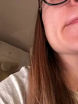 Lilly Soulmate online show from 03-31-26, 03:08