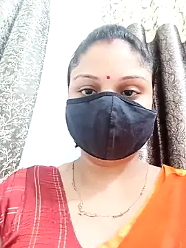 Snapshot of Cute-Aadhvita chatting on 06-14-26, 01:03 Cute-Aadhvita online show from 06-14-26, 01:03