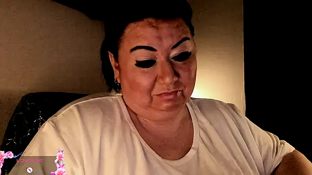 SexxyDreams1 online show from 09-24-25, 06:06