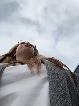 VikiDemi online show from 12-15-25, 09:24