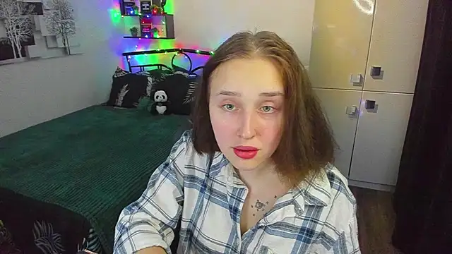 LinaTruly online show from 03-11-26, 09:43