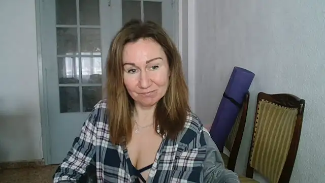 Snapshot of TamaraSweetxo chatting on 03-05-25, 11:28 TamaraSweetxo online show from 03-05-25, 11:28