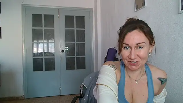 Snapshot of TamaraSweetxo chatting on 03-10-25, 05:07 TamaraSweetxo online show from 03-10-25, 05:07