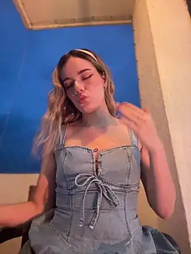 NicoleCut online show from 04-25-26, 11:13