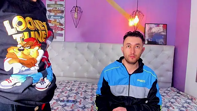 Snapshot of JeremmyAndStacy chatting on 01-27-25, 12:16 JeremmyAndStacy online show from 01-27-25, 12:16