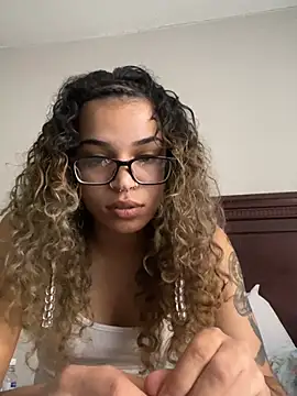 1prettygem online show from 12-20-24, 08:01