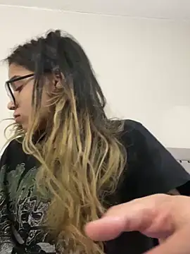 1prettygem online show from 03-09-25, 08:10