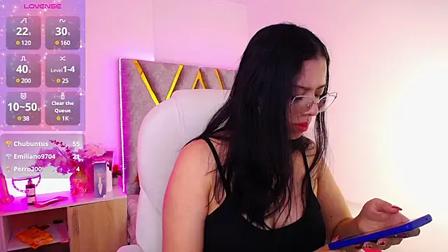 Aurora Brownn online show from 01-31-25, 10:42