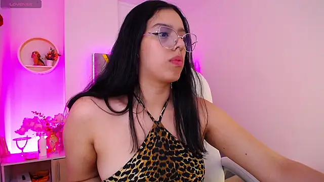 Aurora Brownn online show from 02-03-25, 03:31