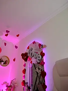 Aurora Brownn online show from 02-14-25, 10:28