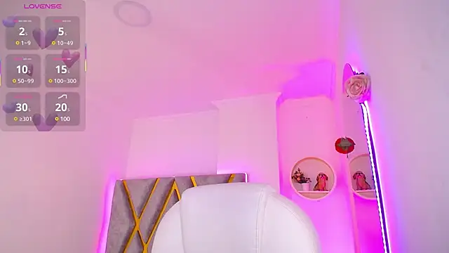 Aurora Brownn online show from 03-17-25, 11:31