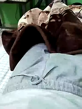 Snapshot of KUKU69XX chatting on 12-24-24, 06:06 KUKU69XX online show from 12-24-24, 06:06