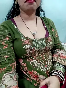 Haniya-143 online show from 12-20-25, 09:33