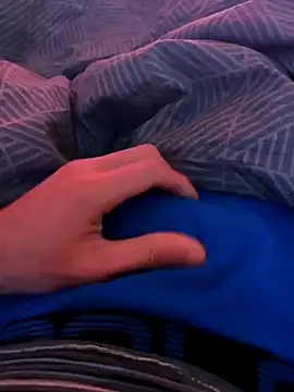 ariel-rick online show from 12-12-24, 04:43