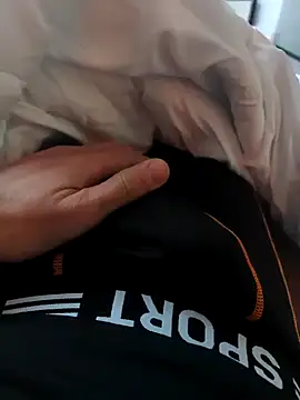 ariel-rick online show from 12-23-24, 08:22