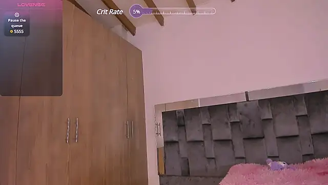 Snapshot of Nicol_ofi24 chatting on 03-08-25, 03:45 Nicol ofi24 online show from 03-08-25, 03:45