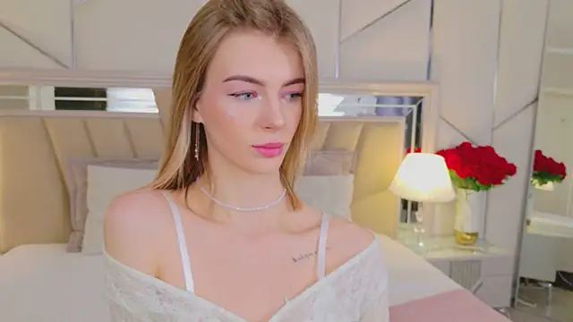 MeganMour online show from 03-05-26, 05:09