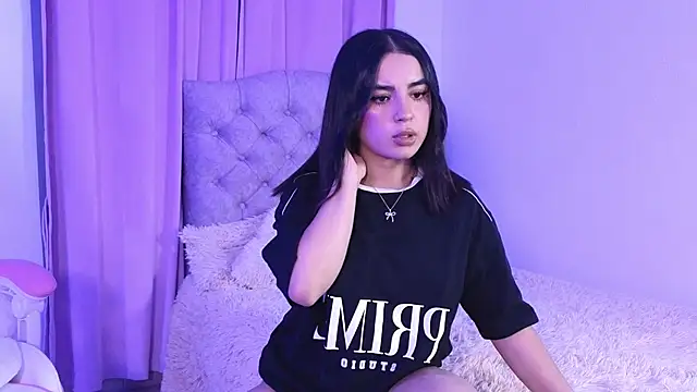 Emily-14 online show from 12-30-24, 05:26