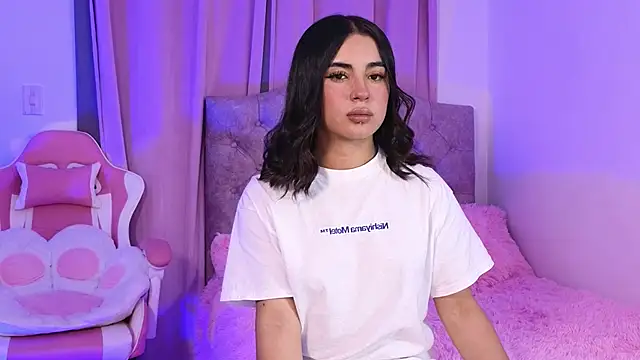 Emily-14 online show from 01-30-25, 04:48