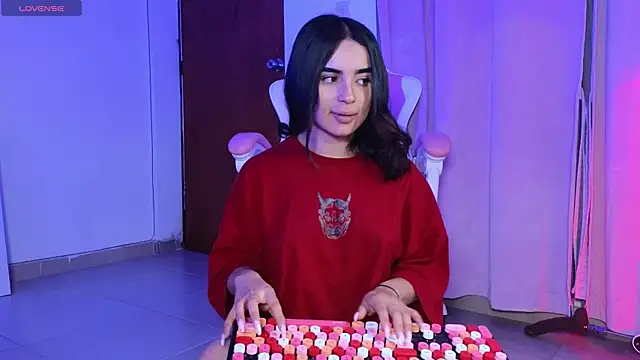 Emily-14 online show from 03-02-25, 06:59