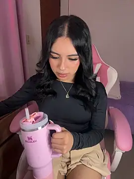 Emily-14 online show from 02-03-26, 04:43