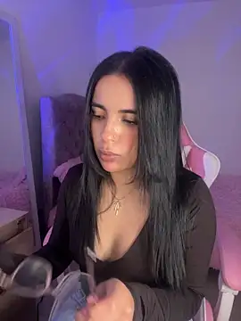 Emily-14 online show from 04-19-26, 01:49